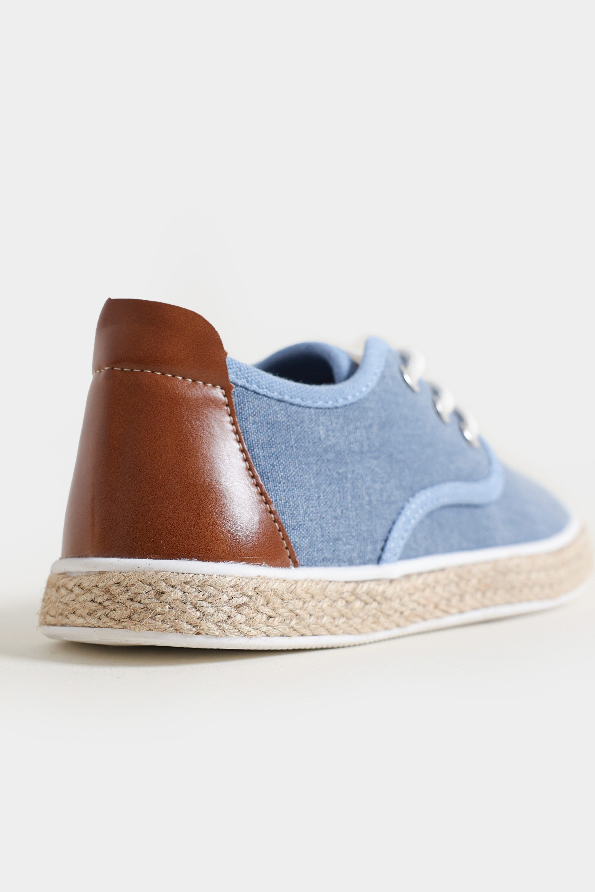 Derby Sneakers