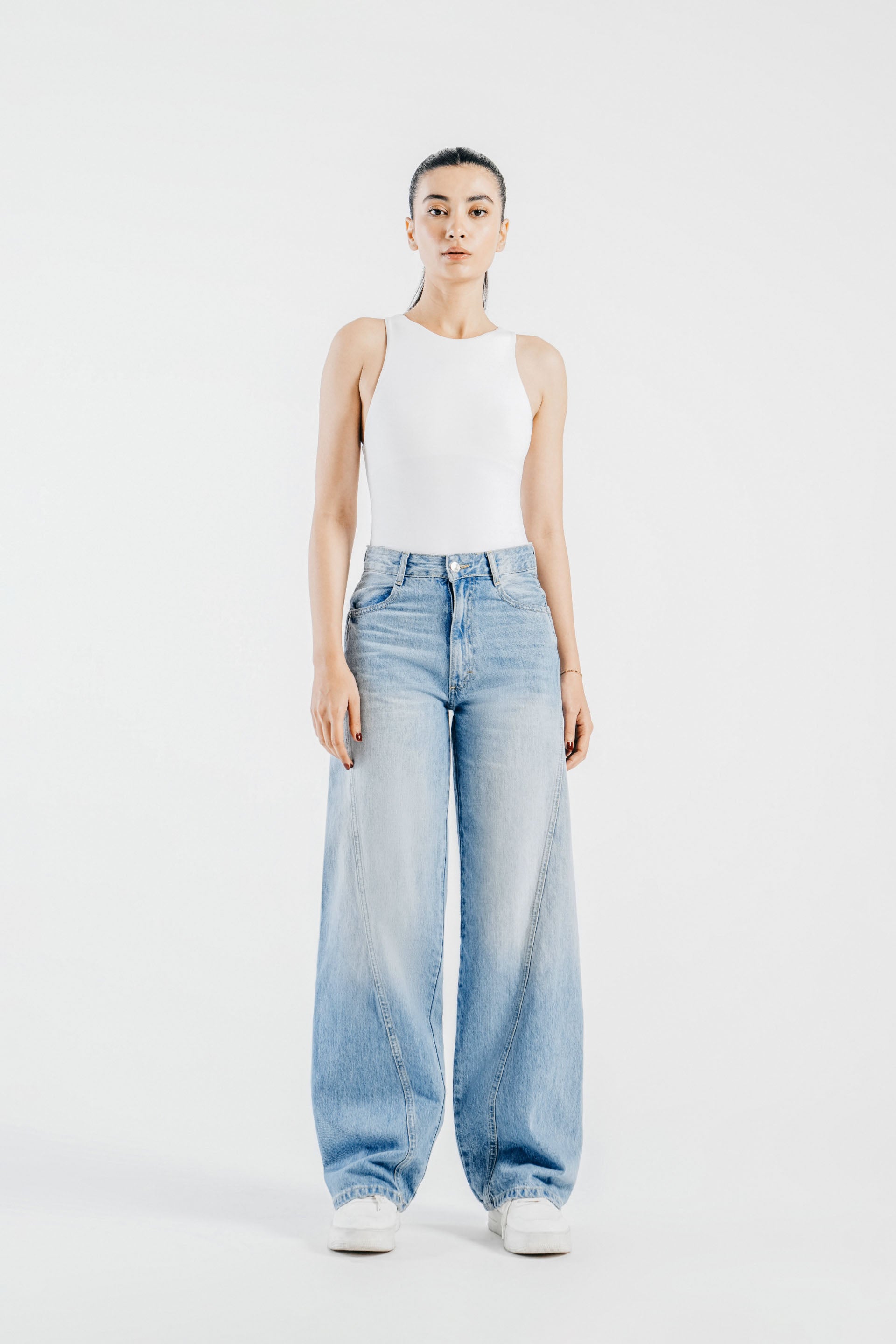 Wide Leg Jeans With Twisted Side Seam