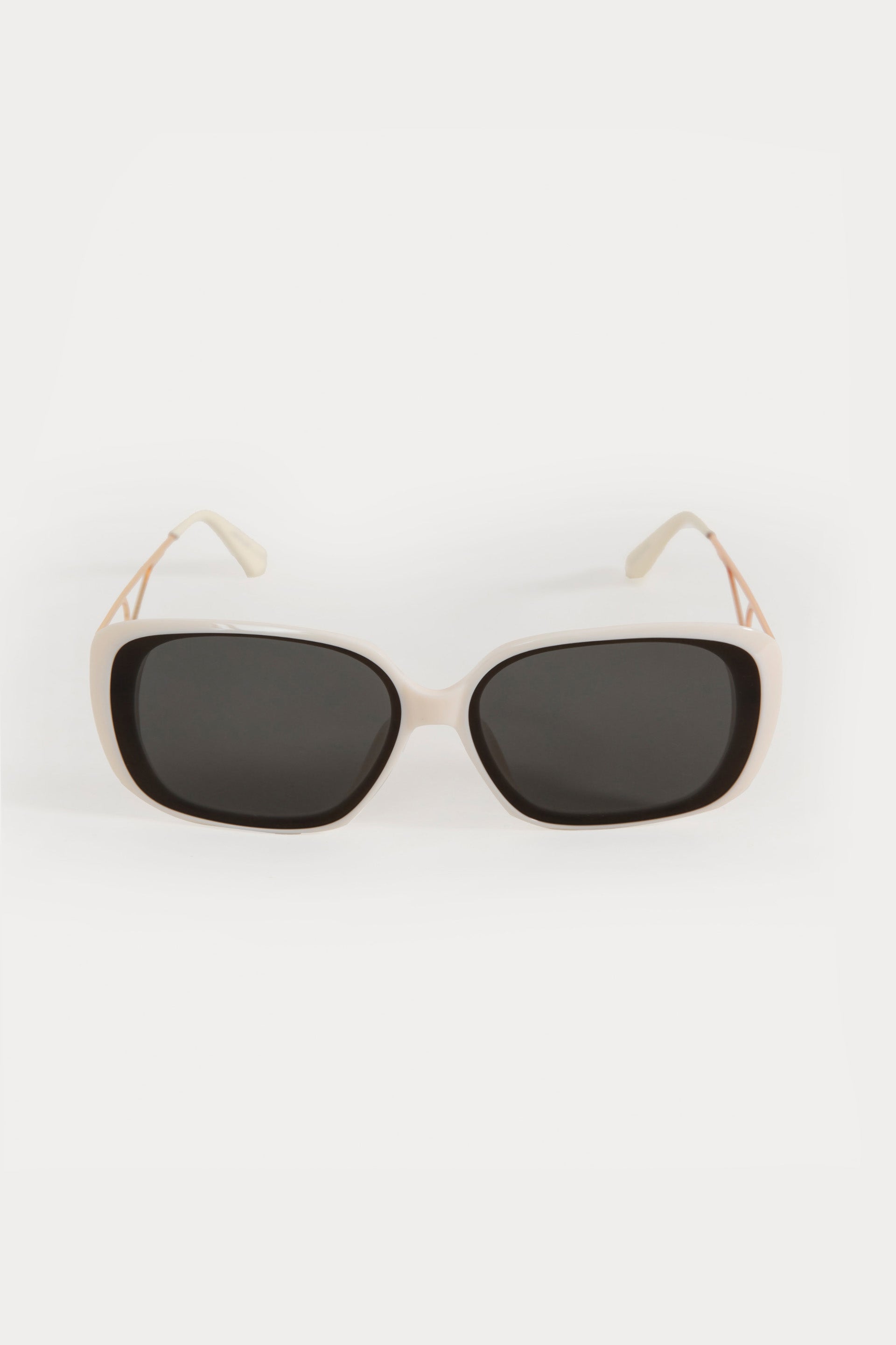 Maxi Sunglasses – Outfitters