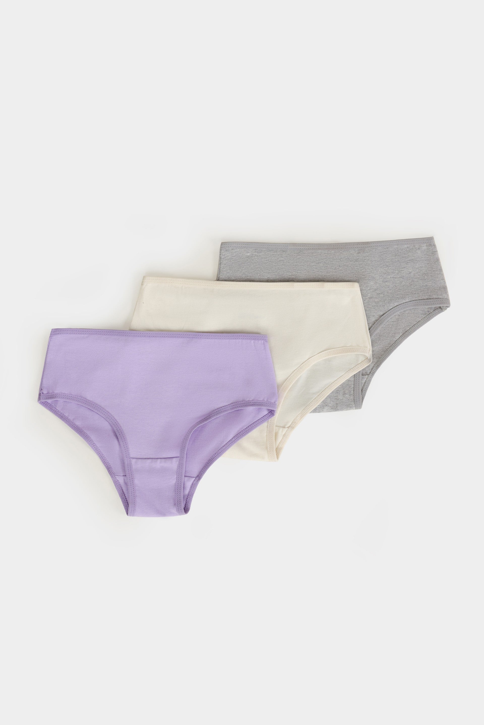 PACK OF 3-BASIC BRIEFS – Outfitters