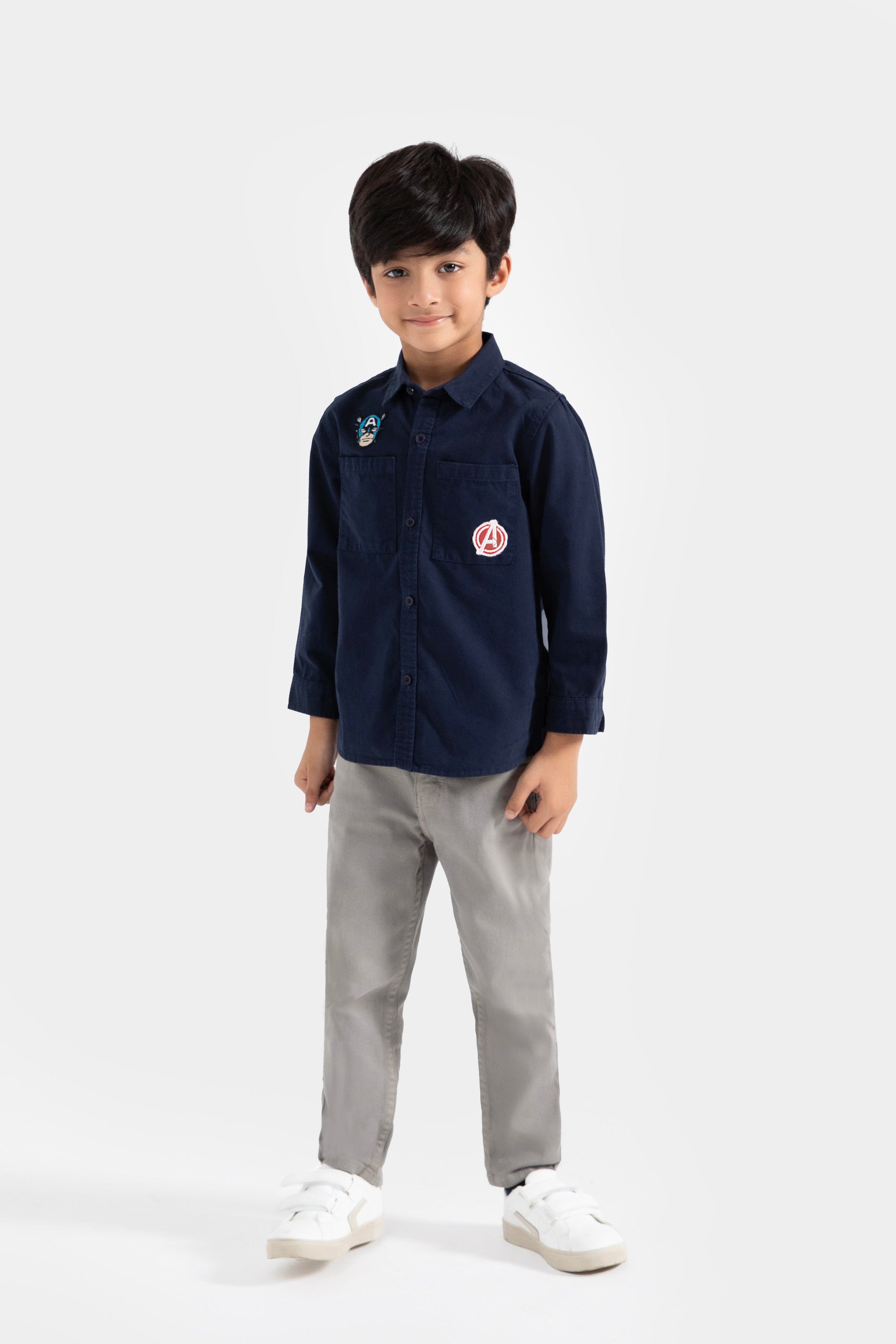 Shirt With Embroidered Patches – Outfitters