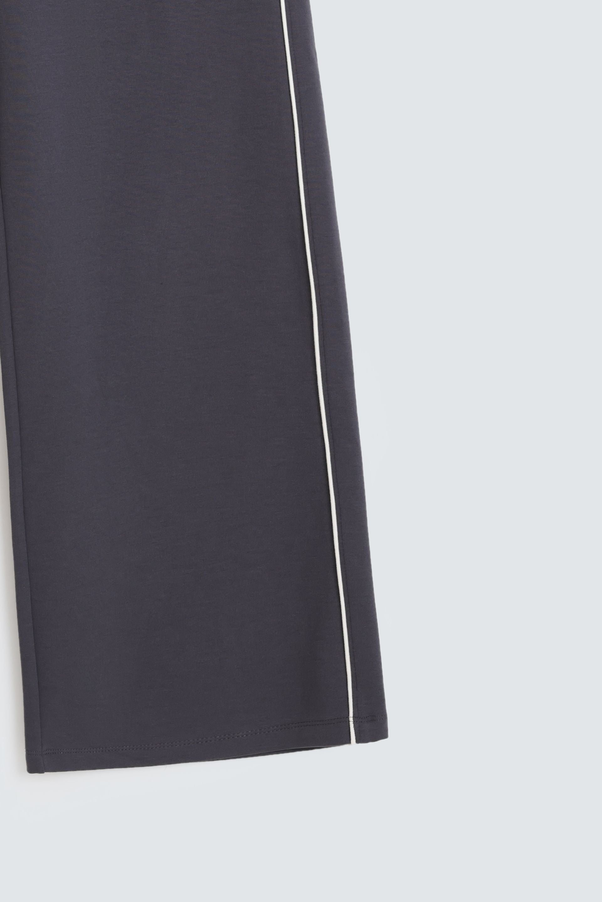 Anthracite Grey