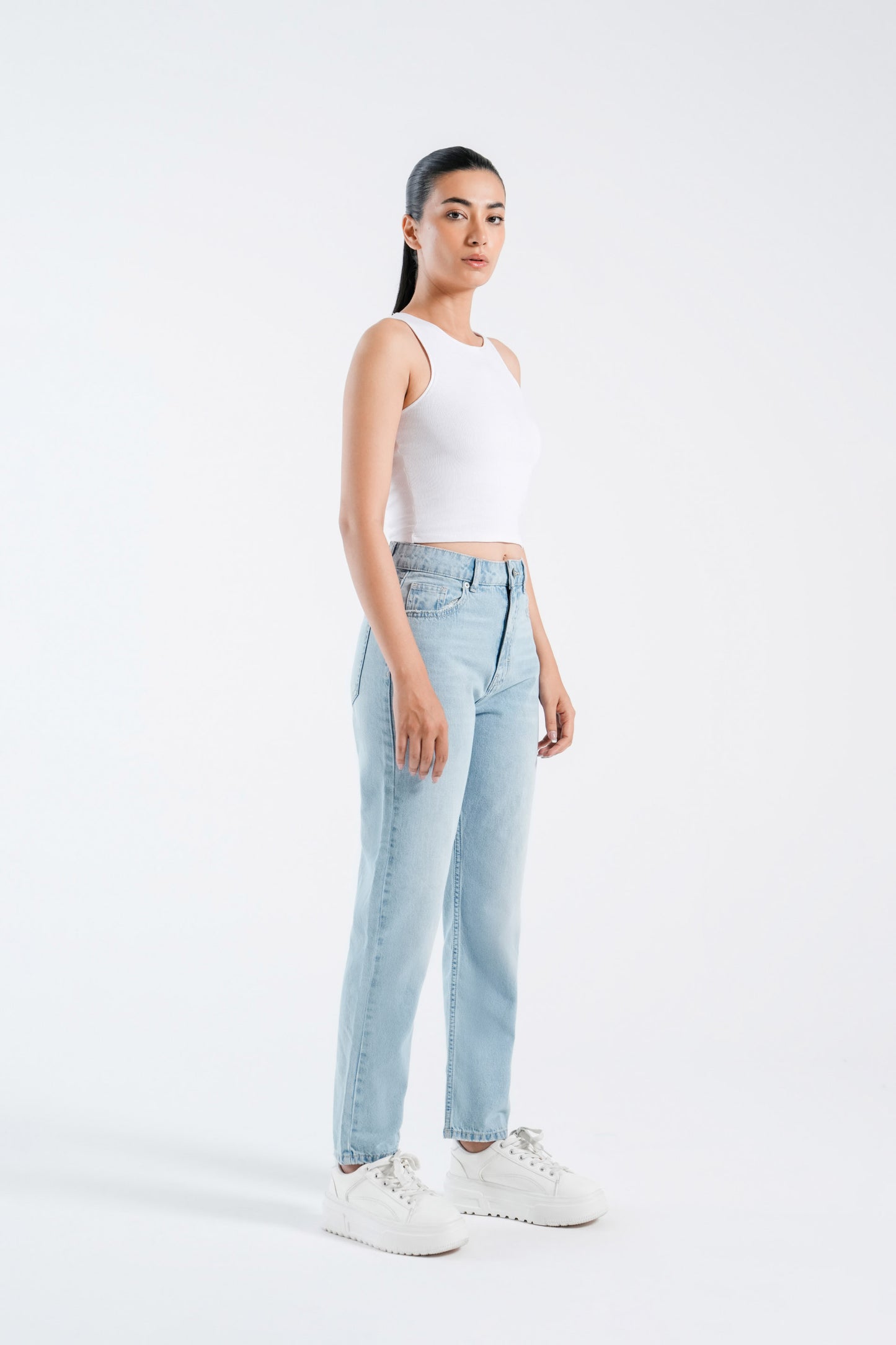 Basic Mom Fit Jeans
