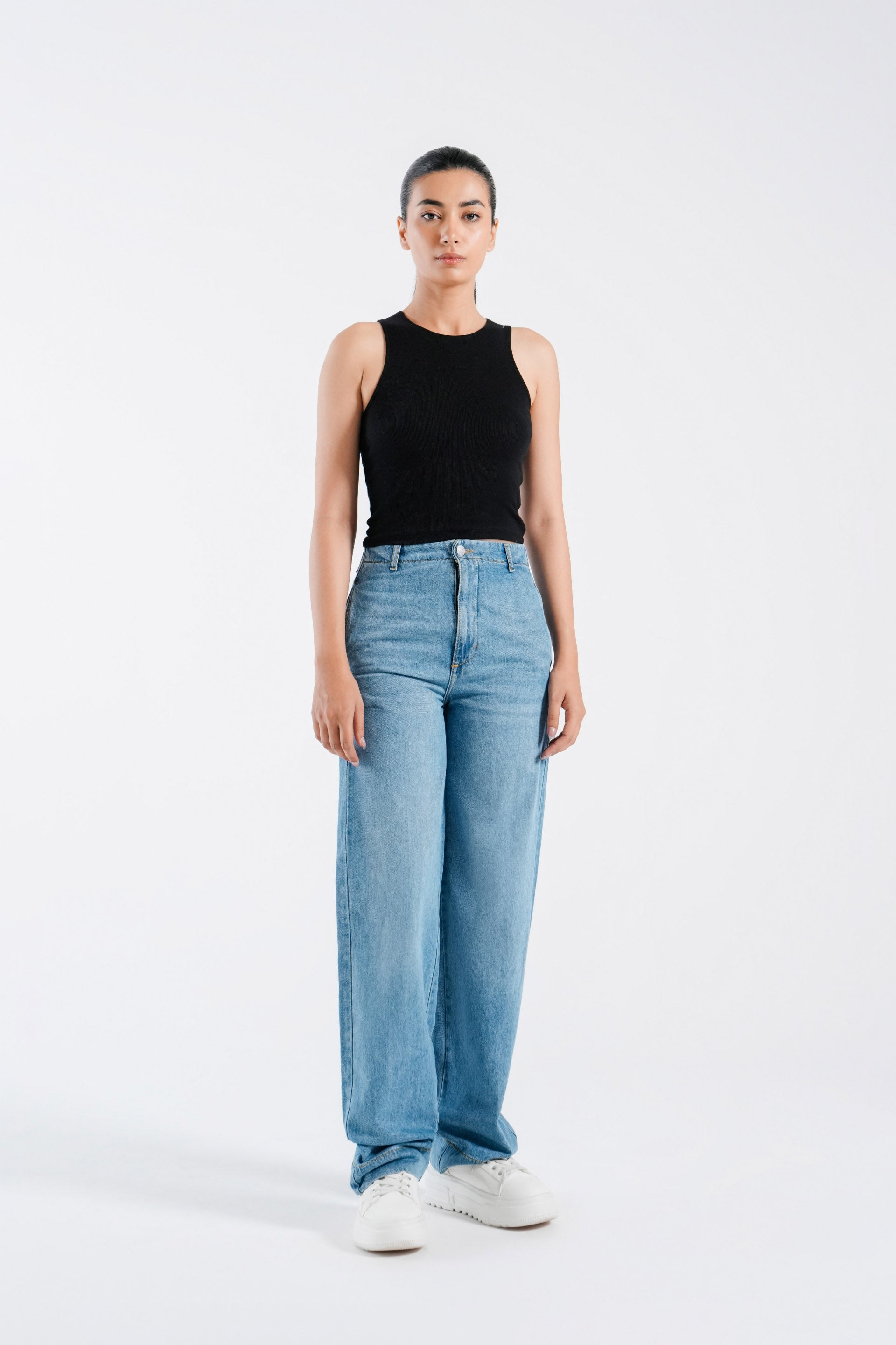 Basic Straight Fit Jeans