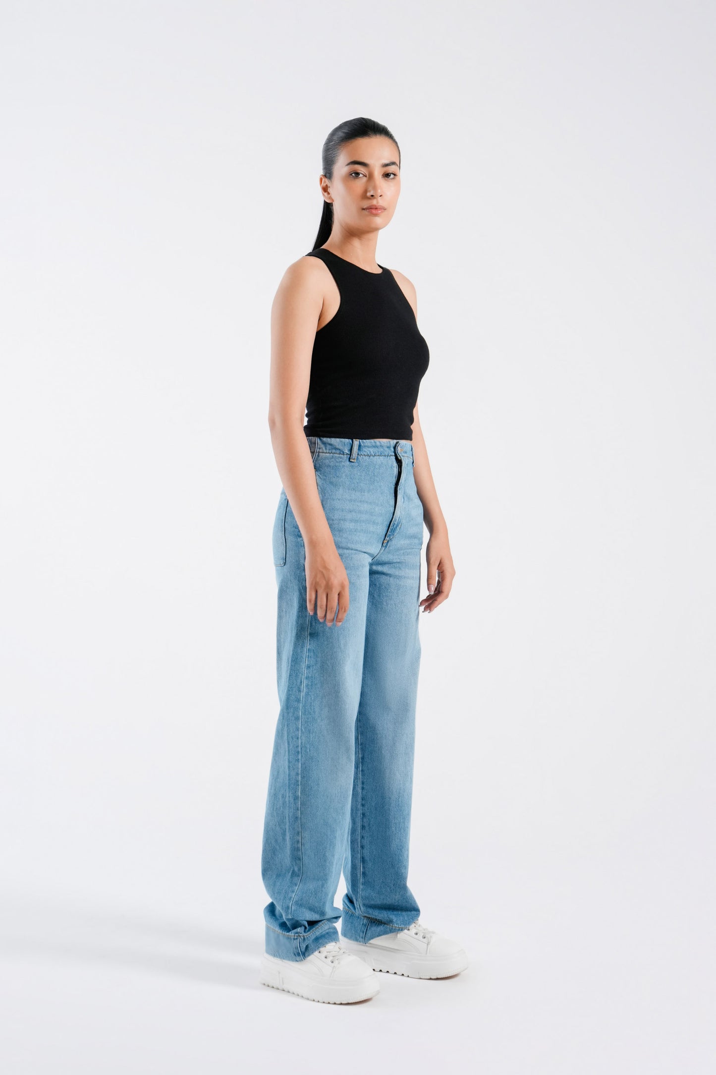 Basic Straight Fit Jeans