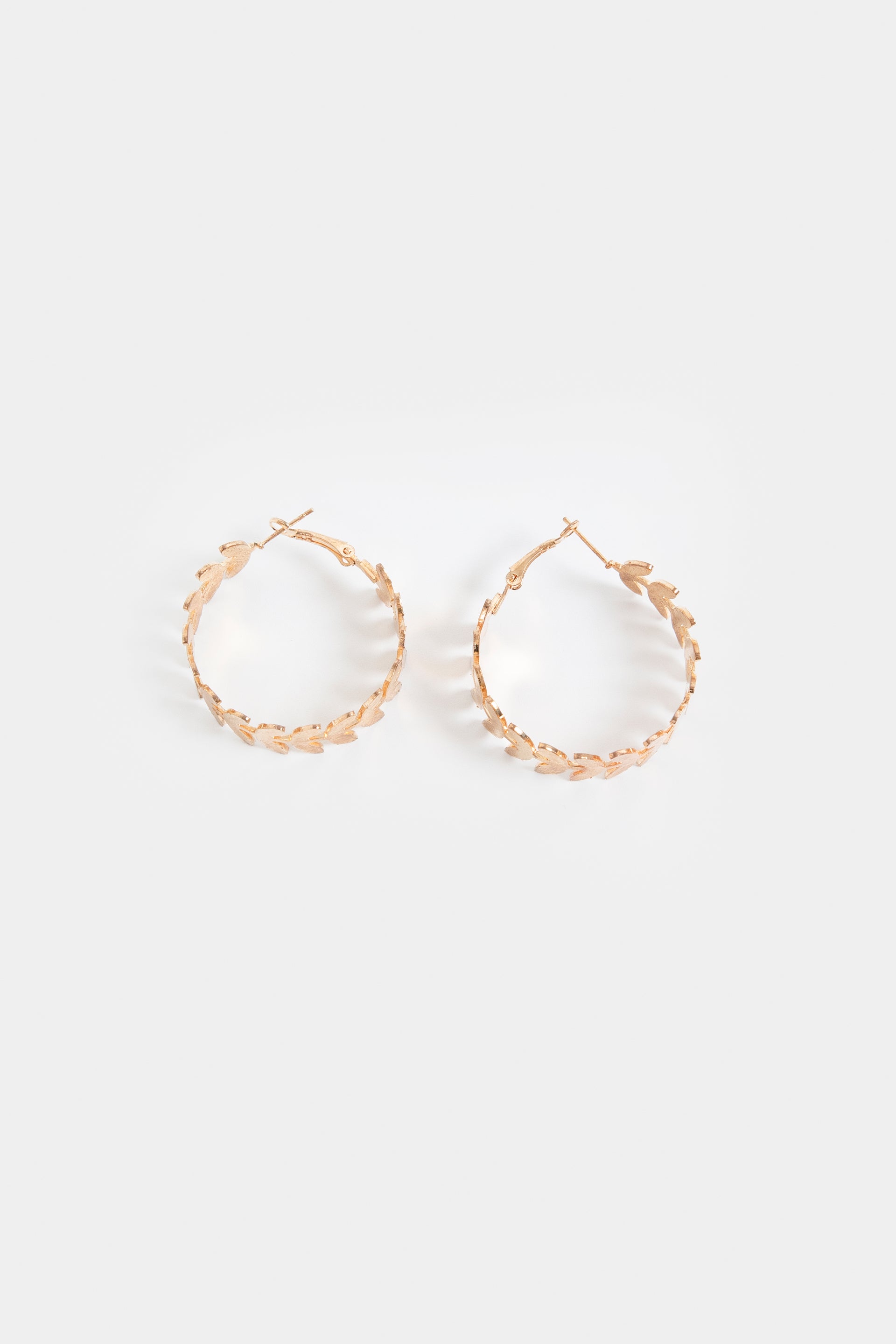 Leaf C-Hoop Earrings