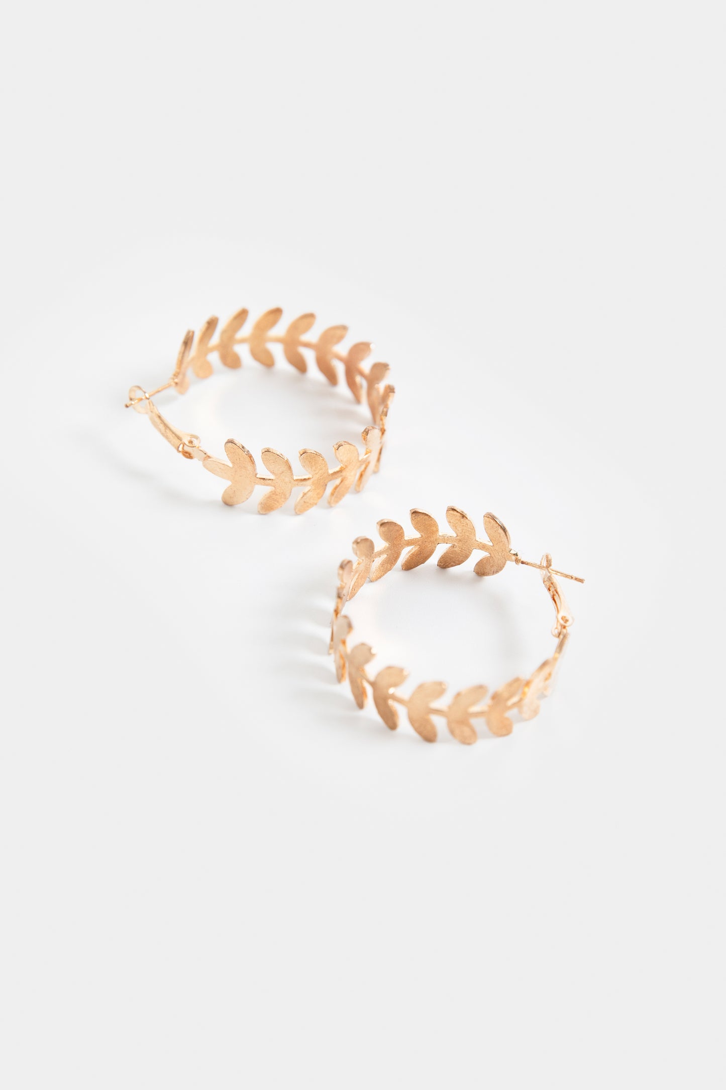 Leaf C-Hoop Earrings