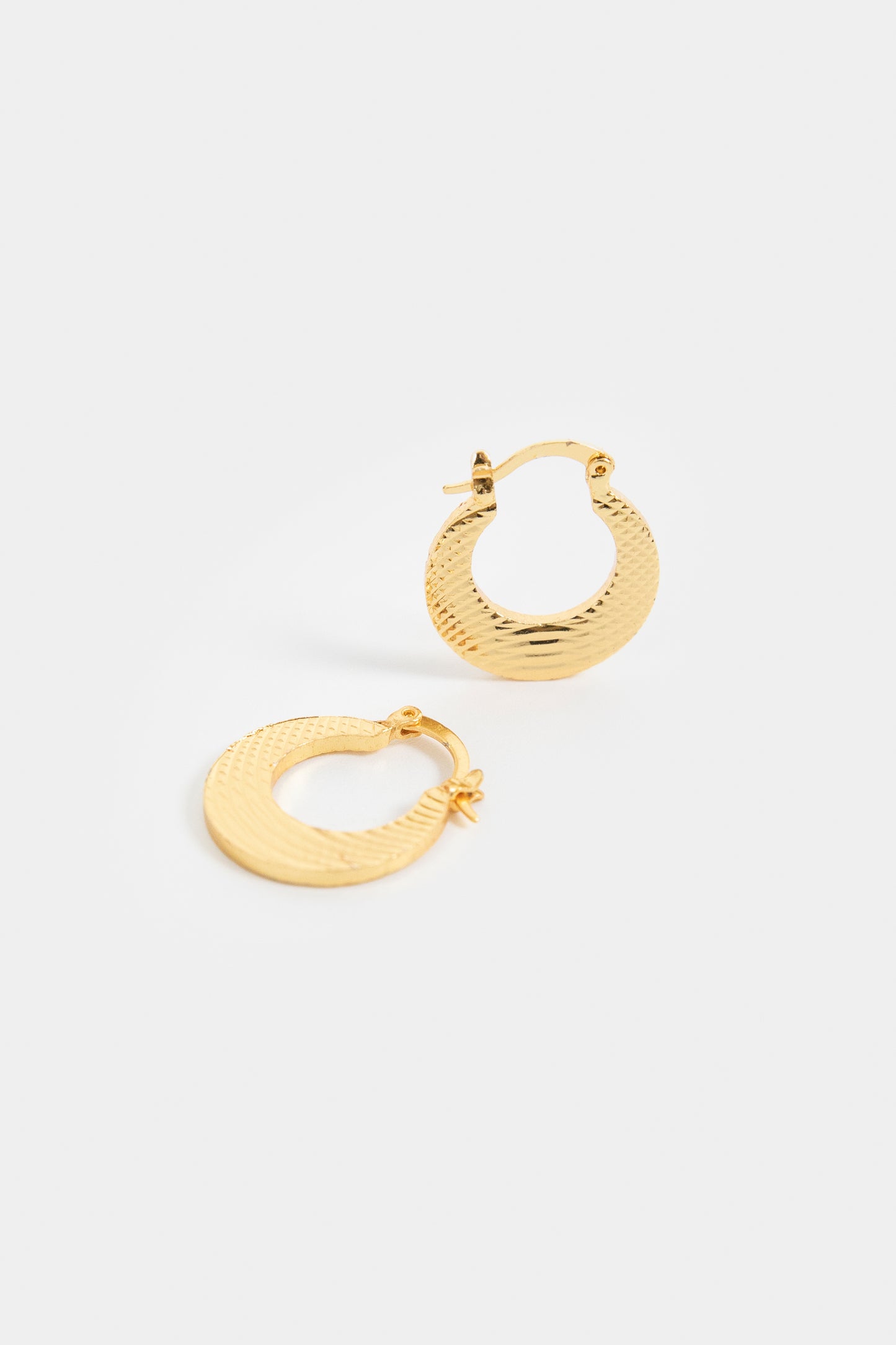 Trendy Chunky Hoop Earrings