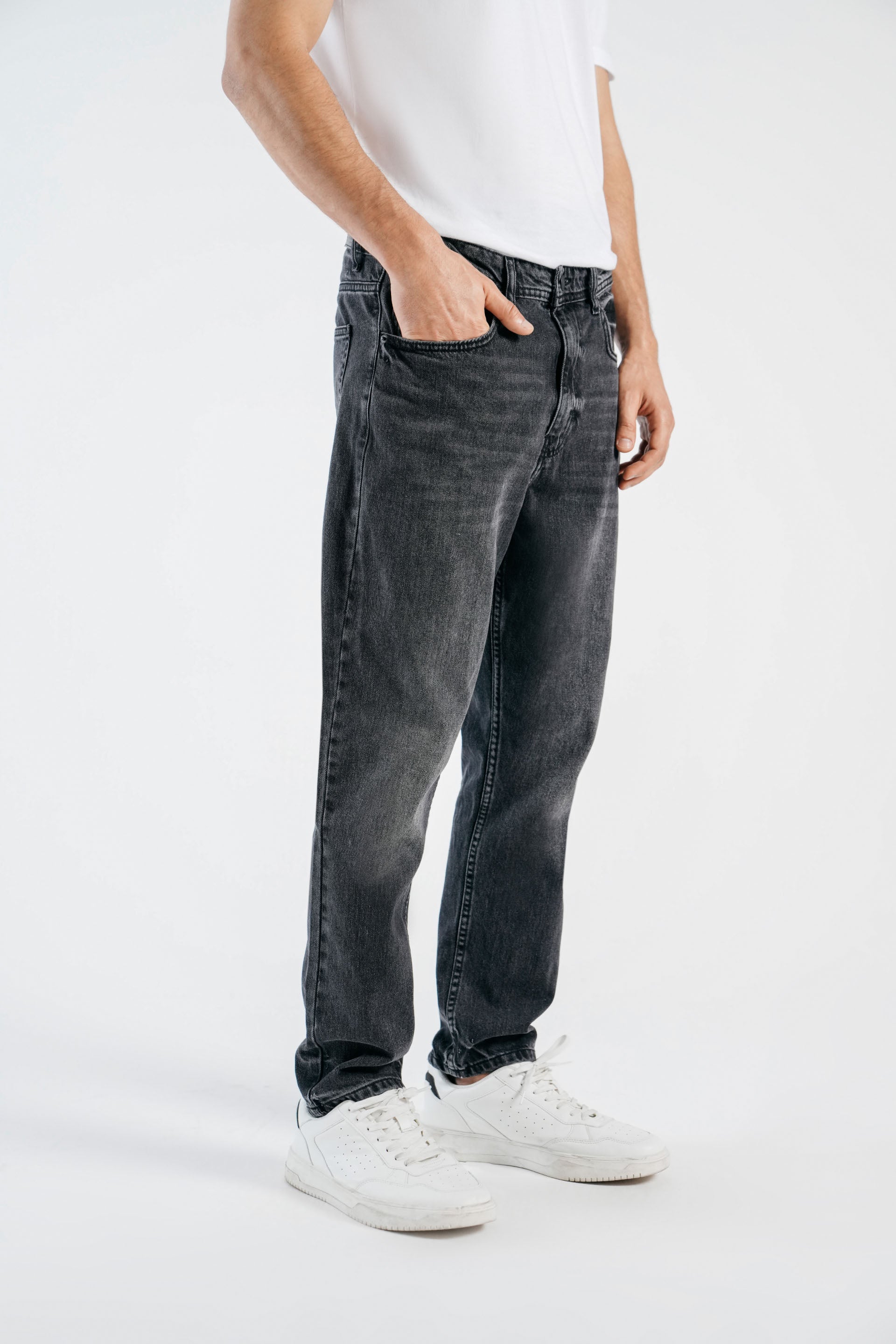 Faded Loose Relaxed Jeans