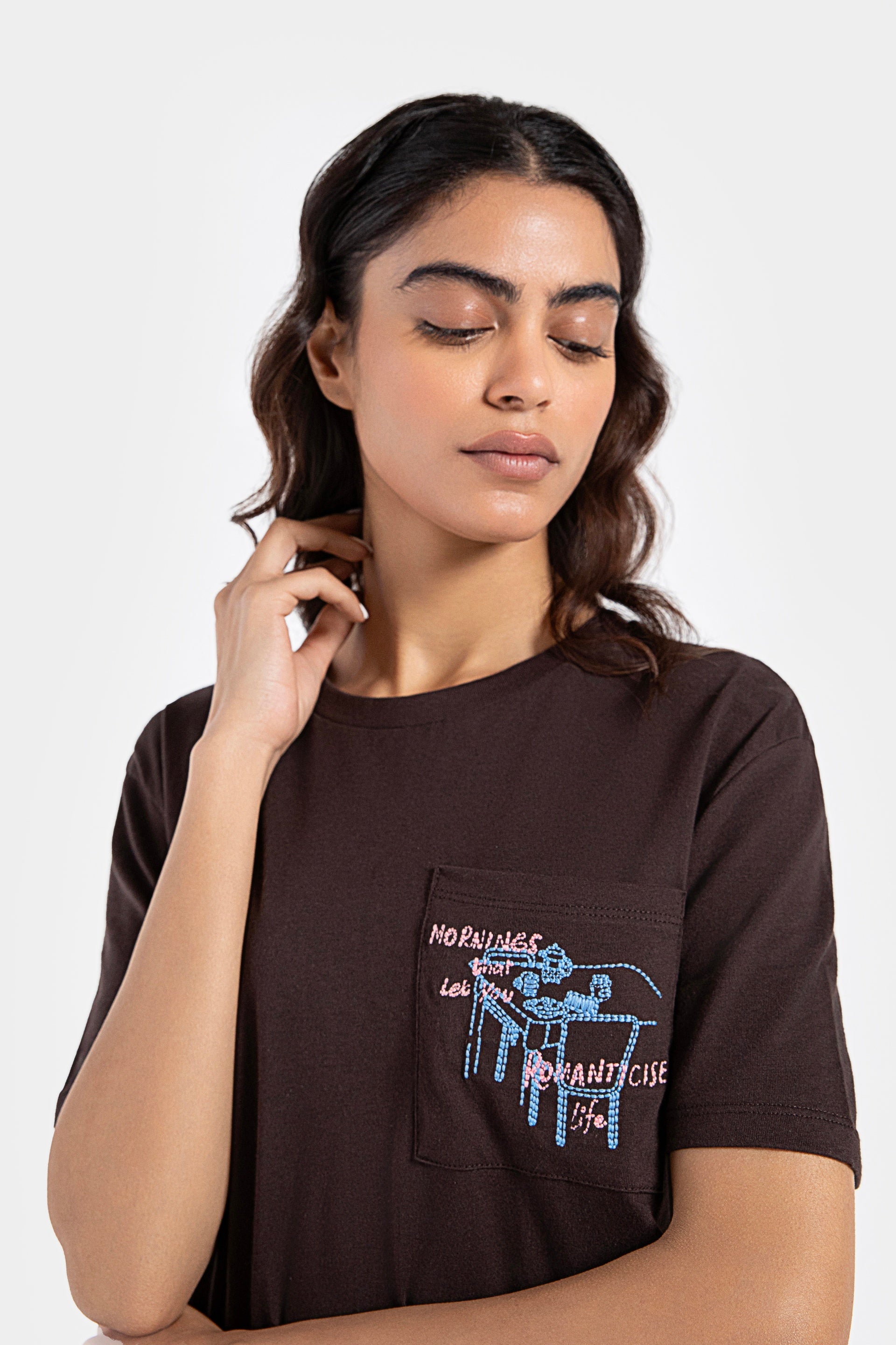 Graphic T-shirt with embroidered detail