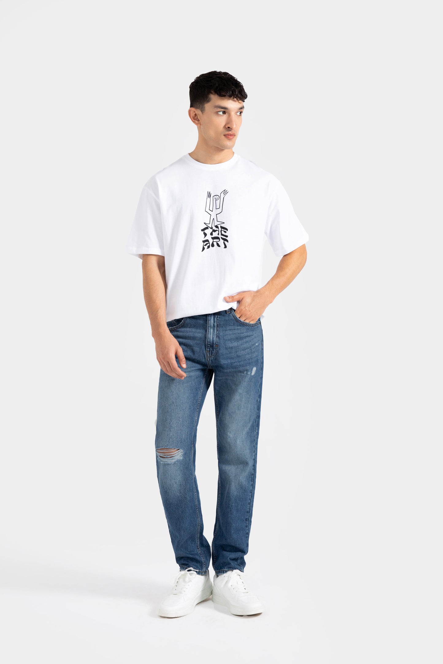 Standard Straight Fit Jeans