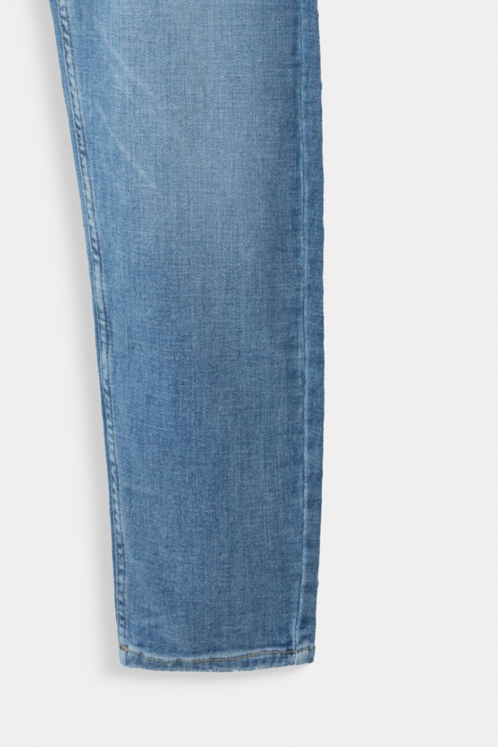 Slim Cropped Jeans