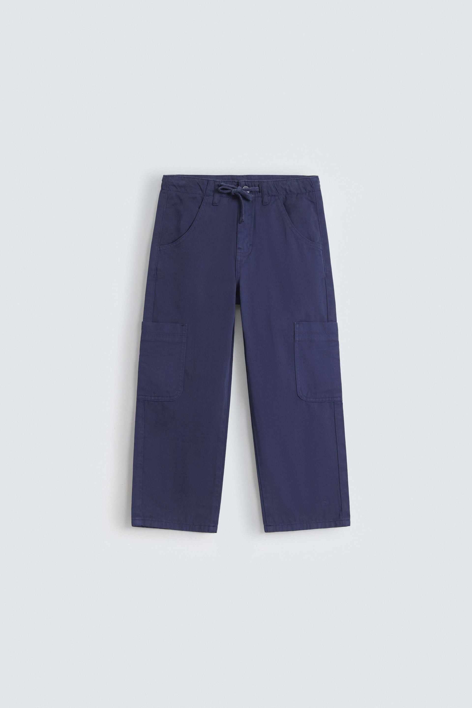 Relaxed Fit Cargo Trousers