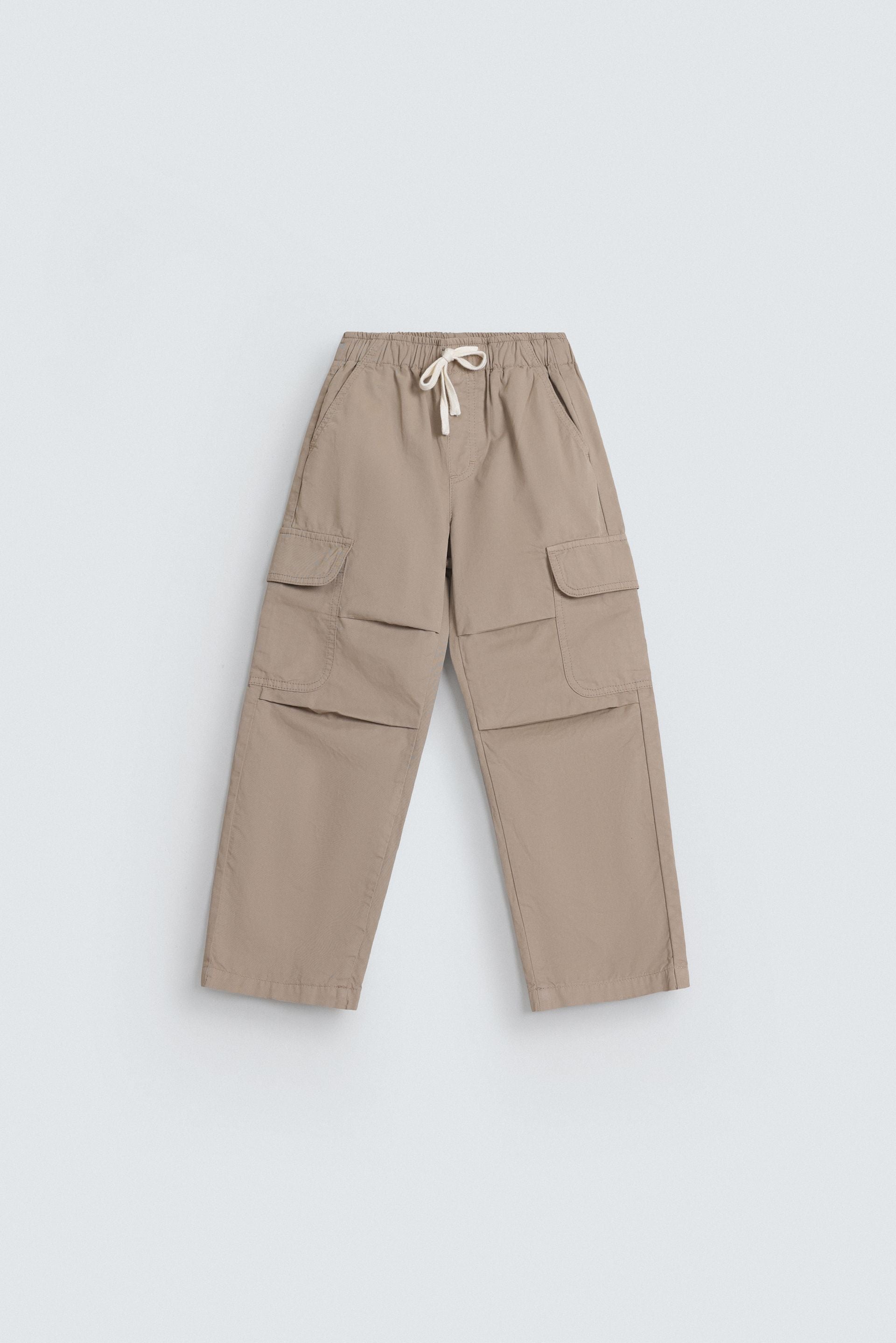 Loose Fit Cargo Trousers