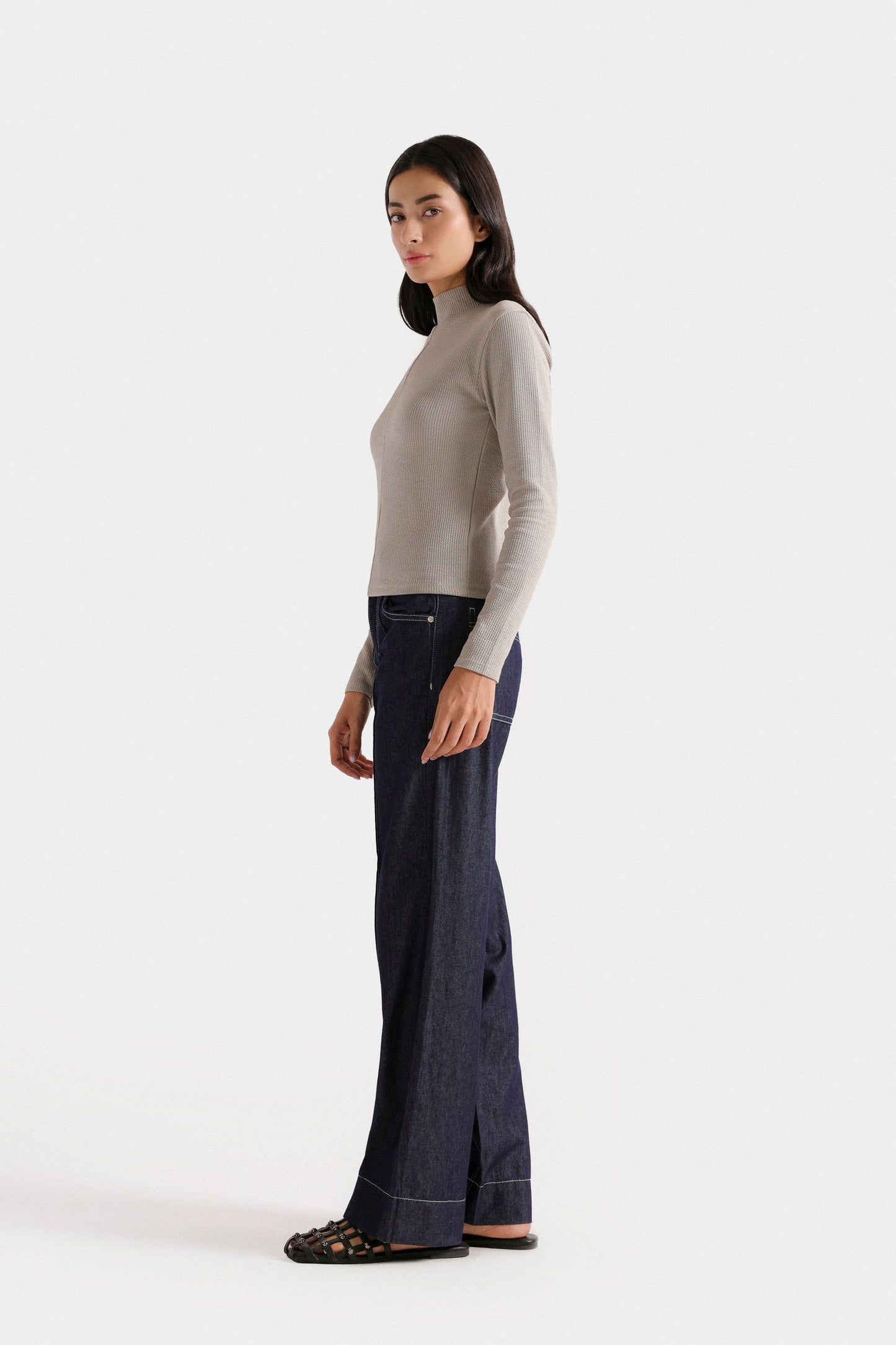 Grungy Wide-Leg Jeans
