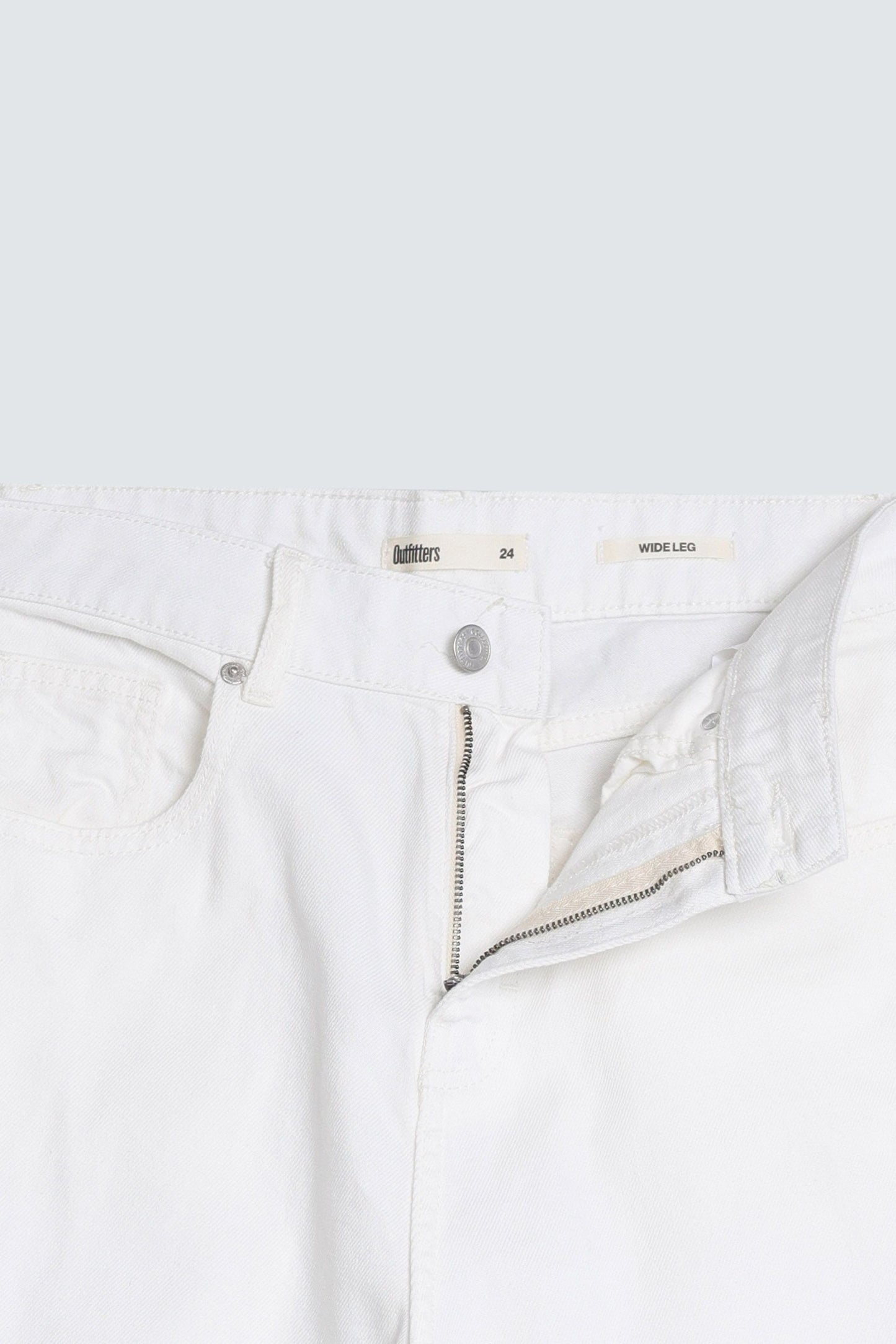Off White