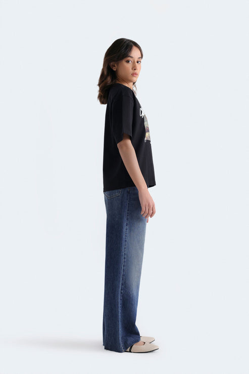 Classic High-Waist Straight Jeans for Everyday Style