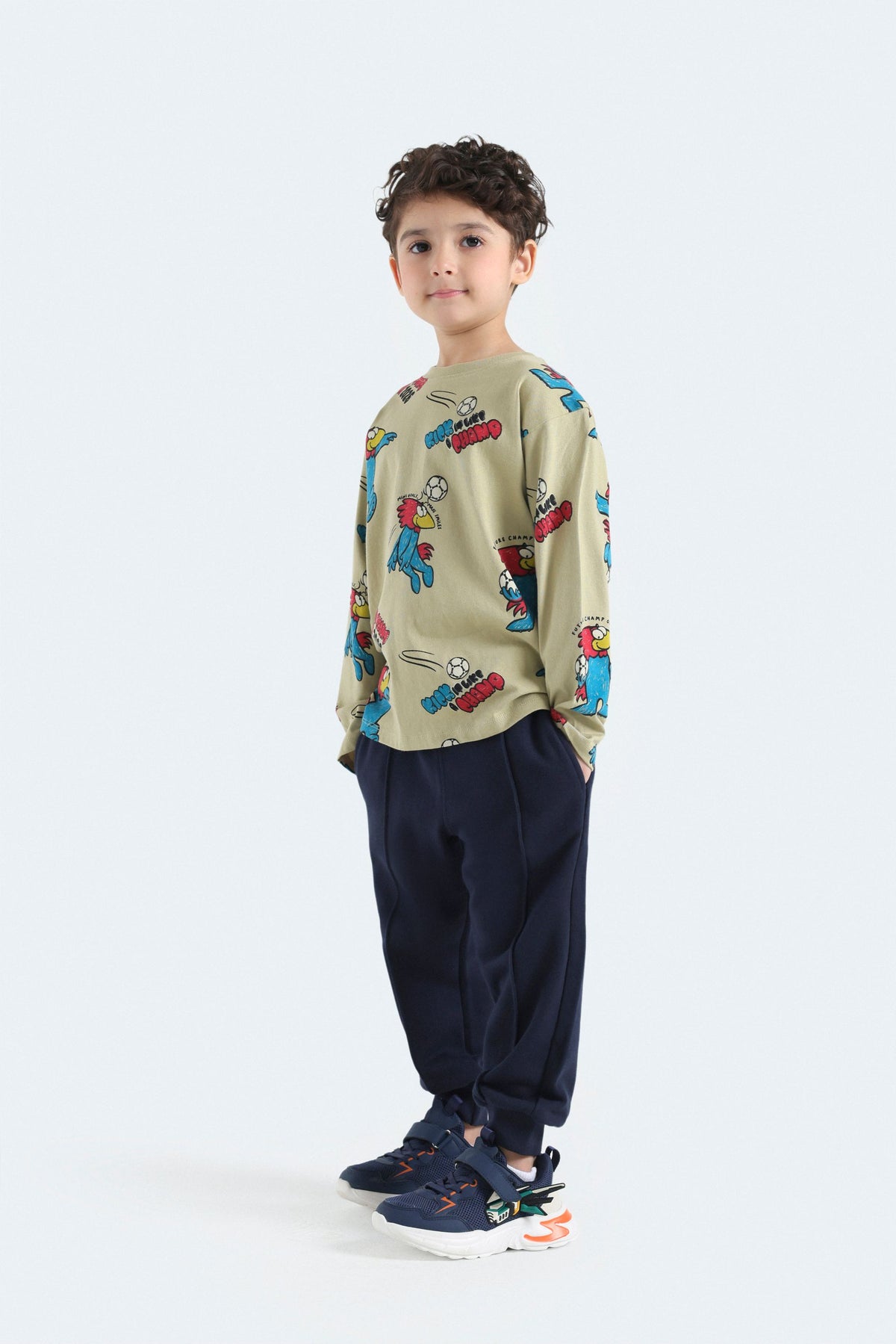 Light Khaaki