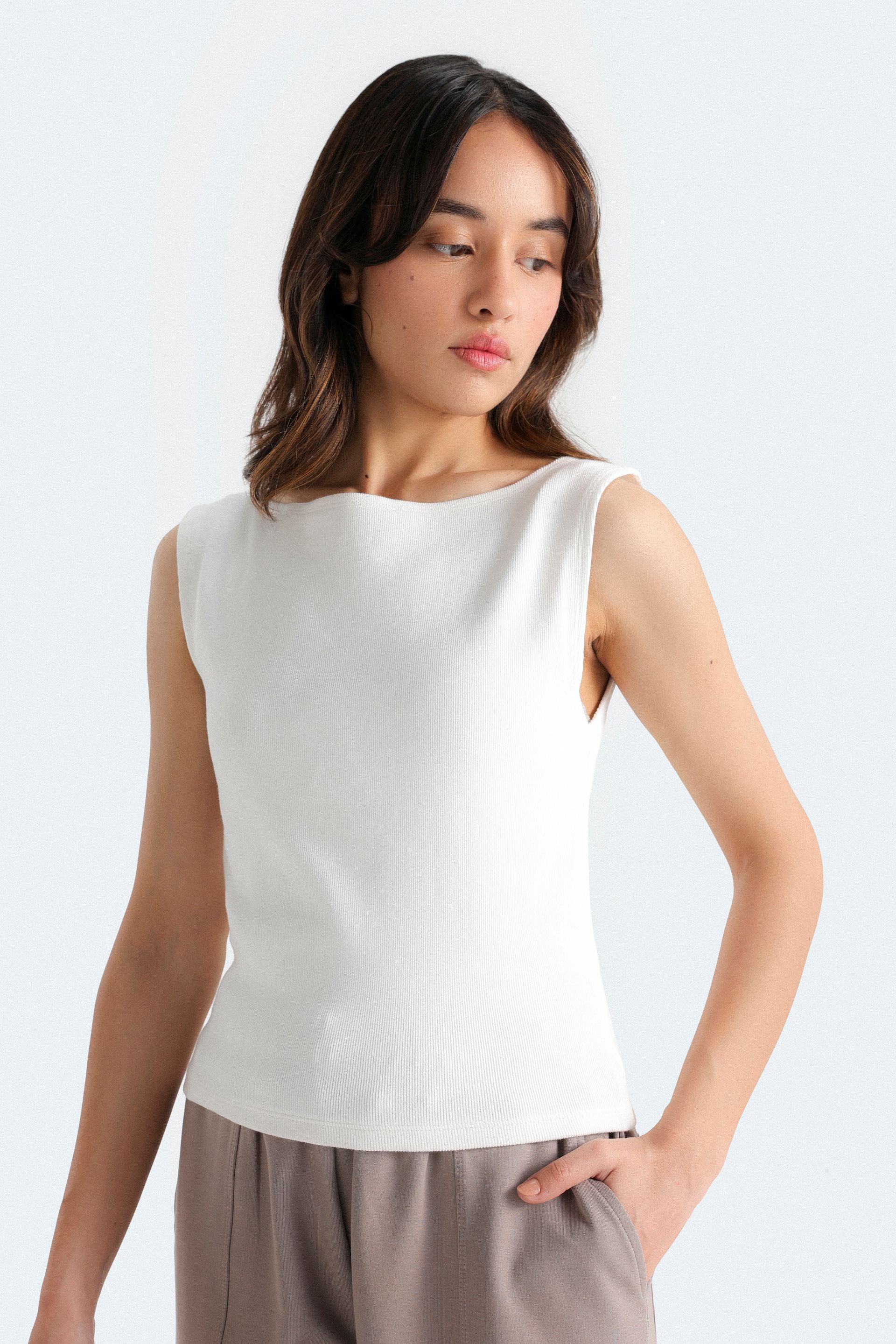 Cropped Boat Neck Tank Top – Outfitters