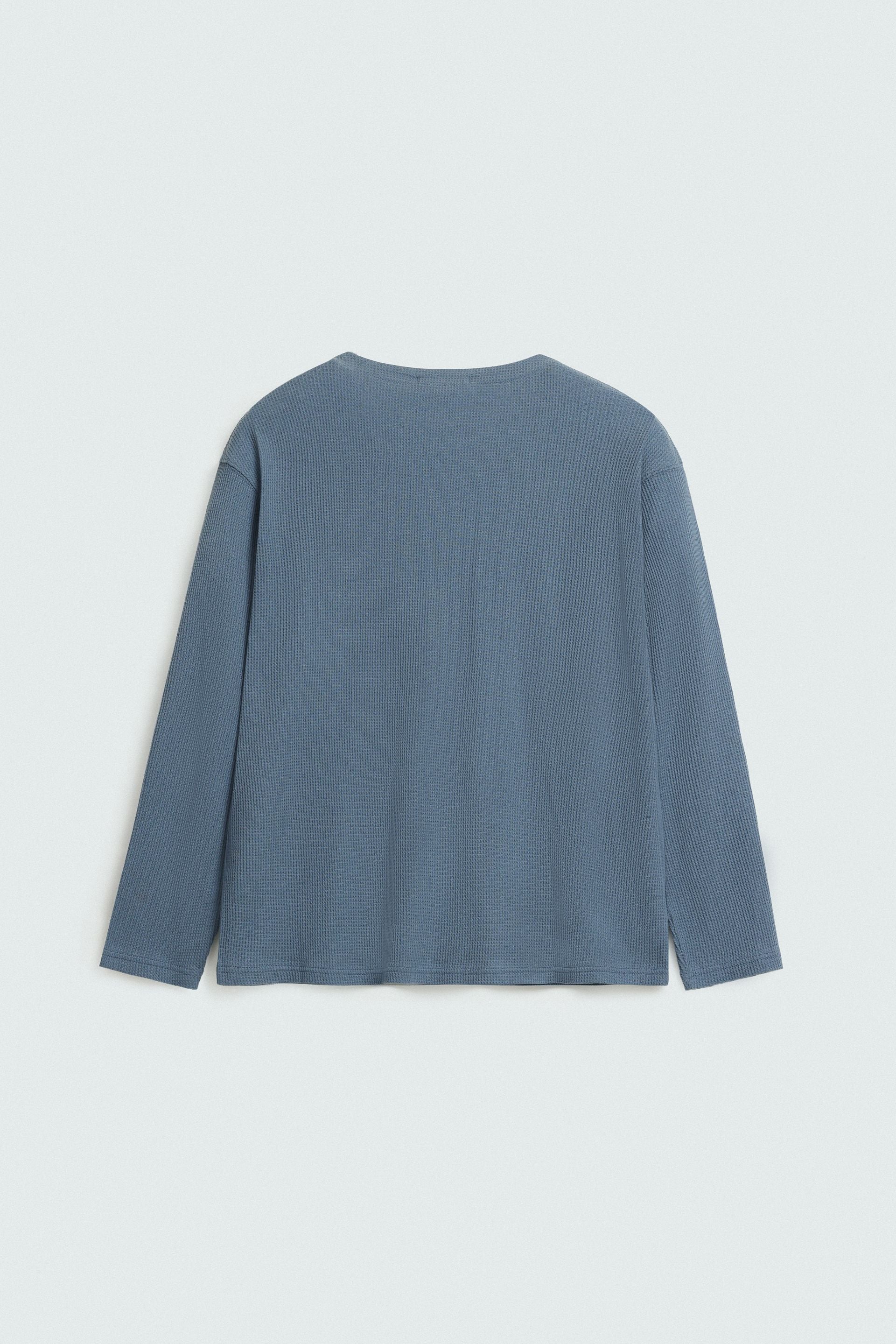 Grey Blue