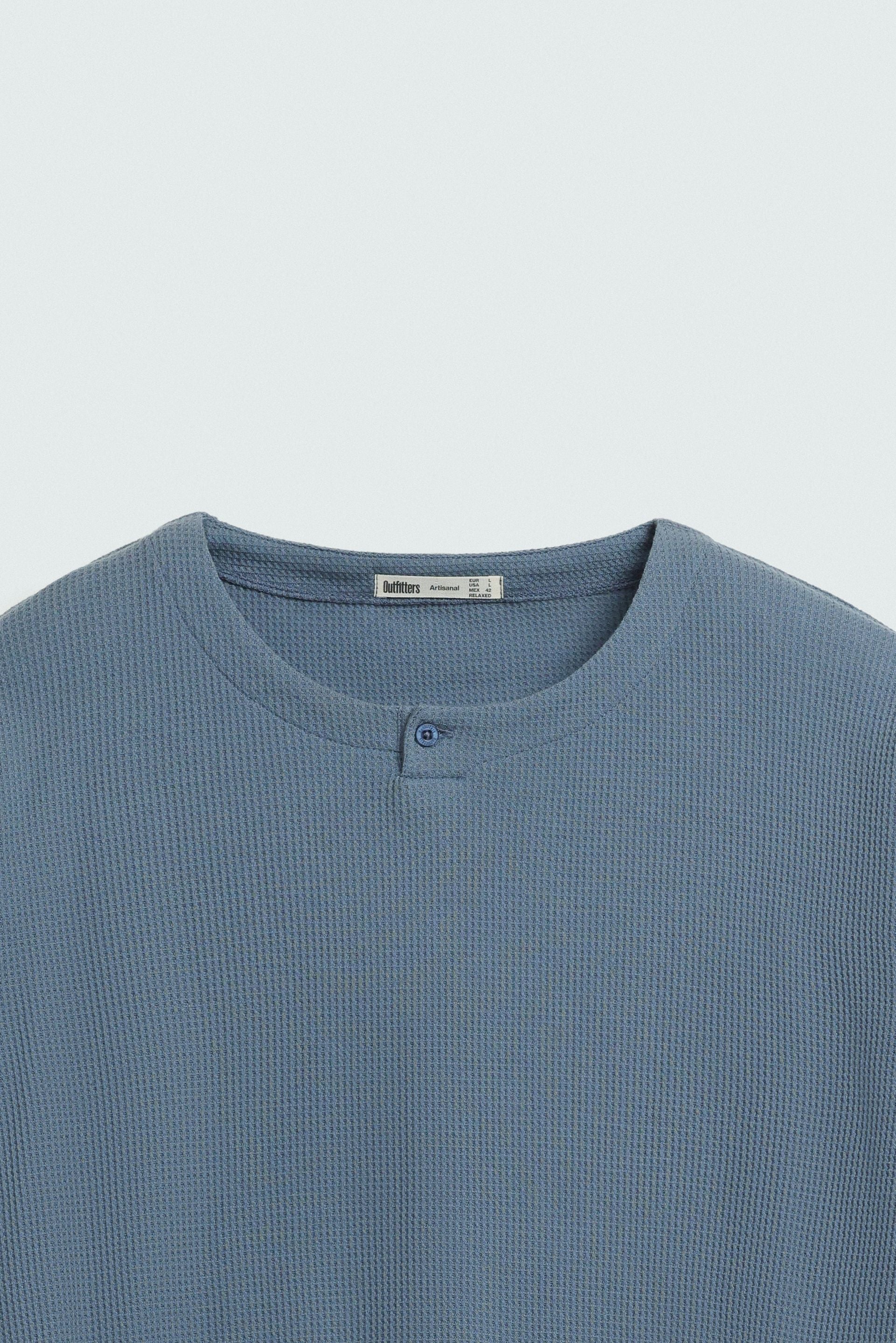 Grey Blue