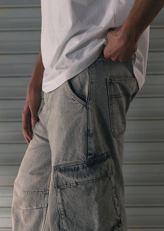 Embroidered T-Shirt – Outfitters