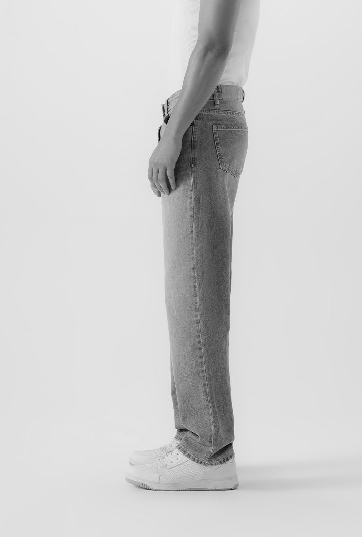Straight Fit